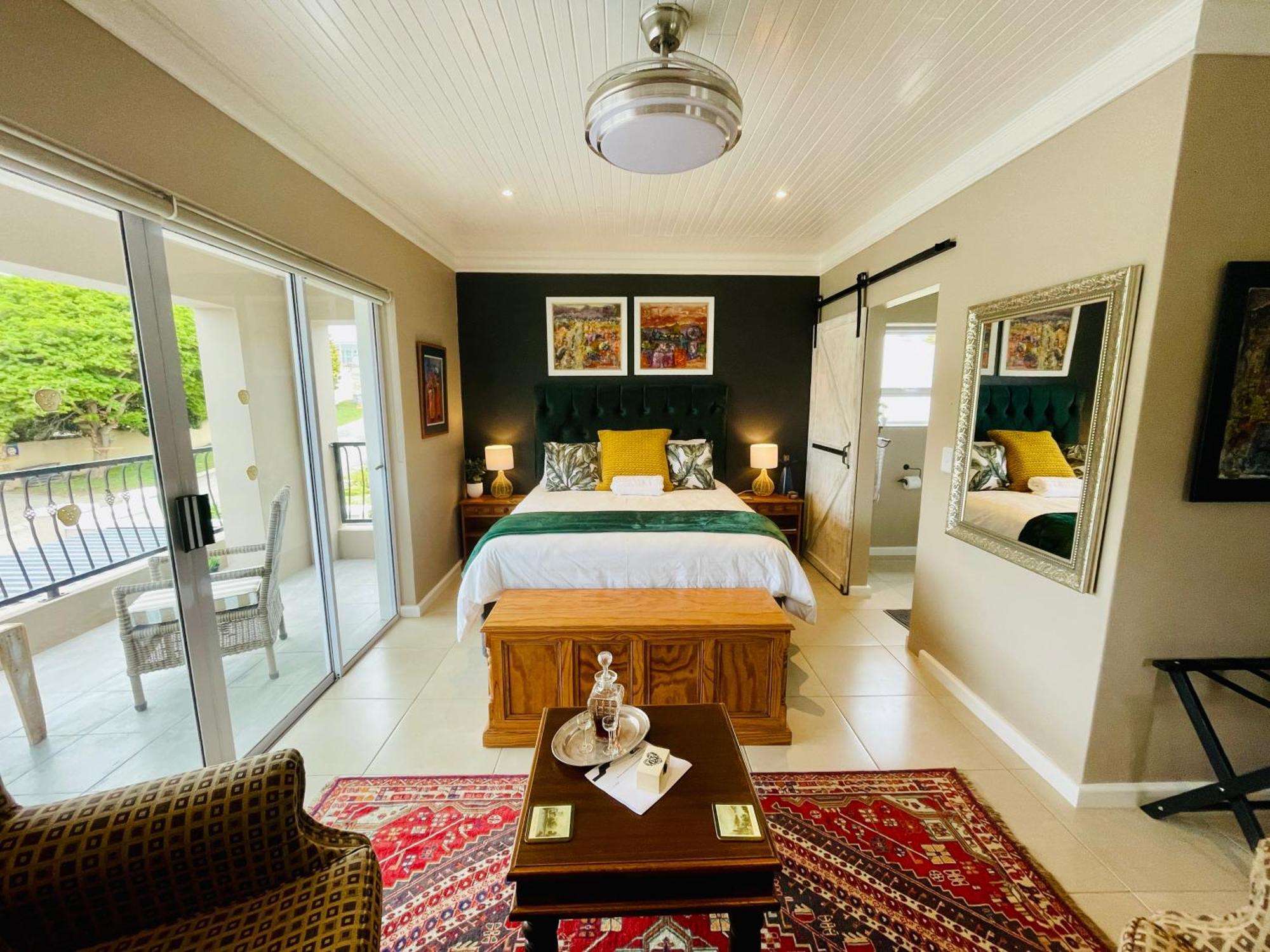 Calm Waters Guesthouse เพลตเตนเบิร์กเบย์ ภายนอก รูปภาพ