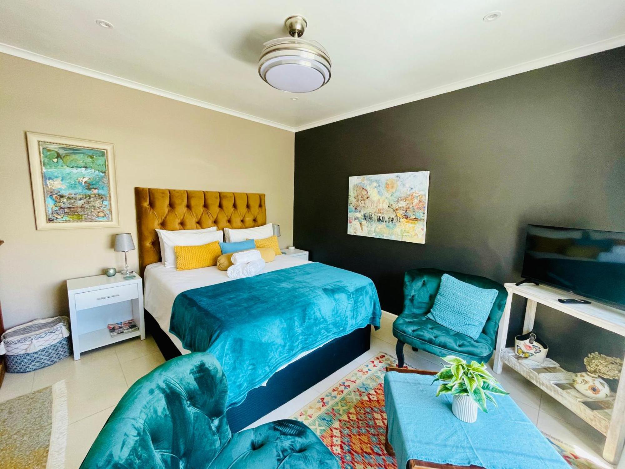 Calm Waters Guesthouse เพลตเตนเบิร์กเบย์ ภายนอก รูปภาพ